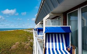 Wyn. Strandhotel Sylt